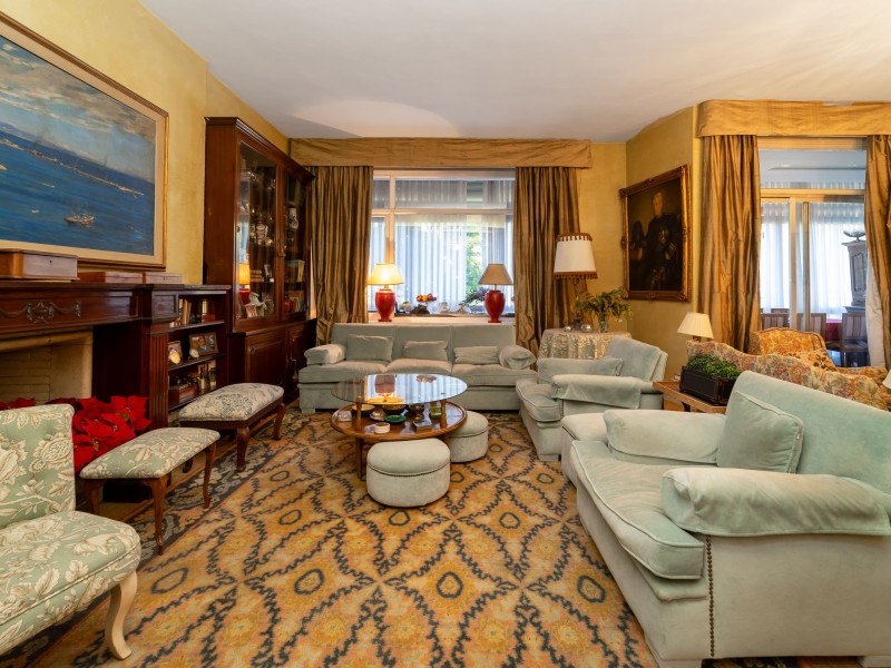 4 bedroom flat / apartment for sale in Chamartín. Opportunity In Viso Area