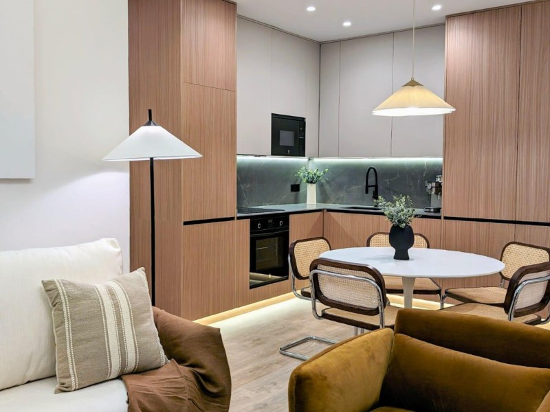 2 bedroom flat / apartment for sale in Barrio Salamanca. Exquisite Home Located In The Luxurious And Exclusive Salamanca Neighborhood