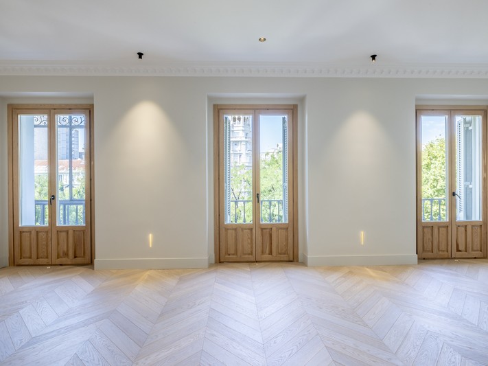 4 bedroom flat / apartment for sale in Barrio Salamanca. Sleek Luxury Residence With Views In Recoletos – Paseo De La Castellana